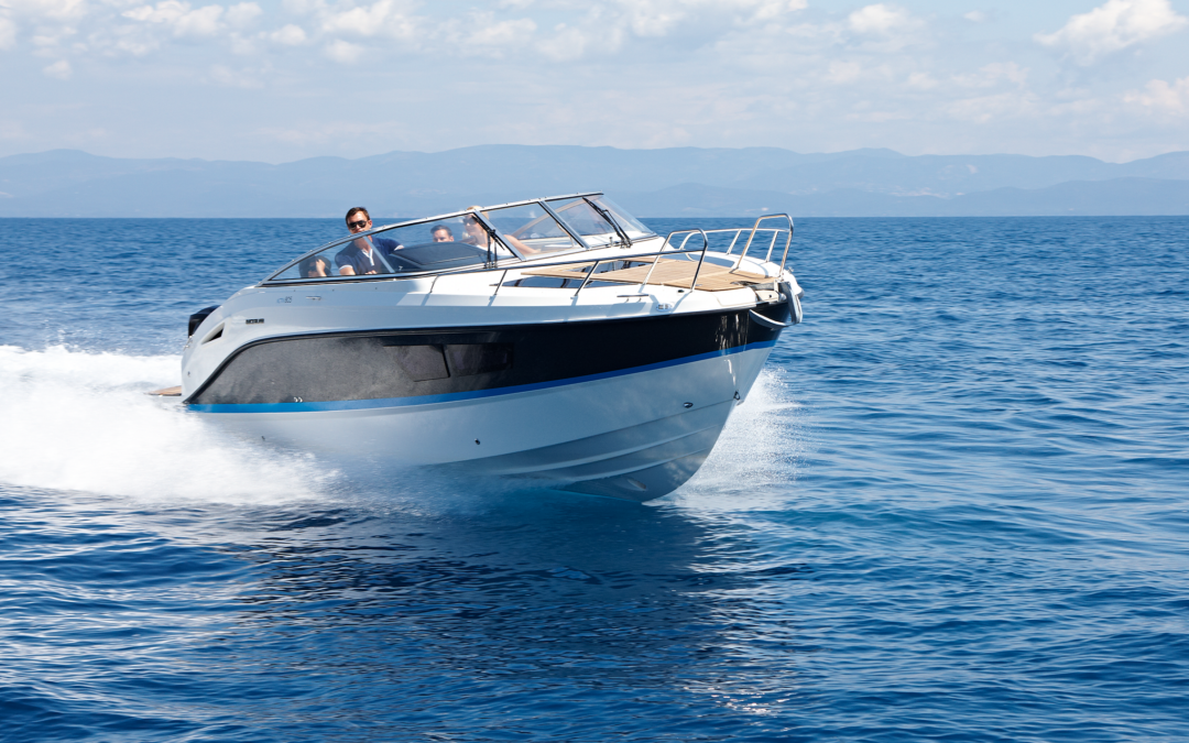 805 Cruiser – Premium Boot Modell für höchste Ansprüche auf dem Wasser